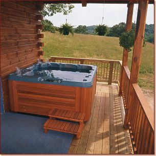 4 oaks cabin hot tub