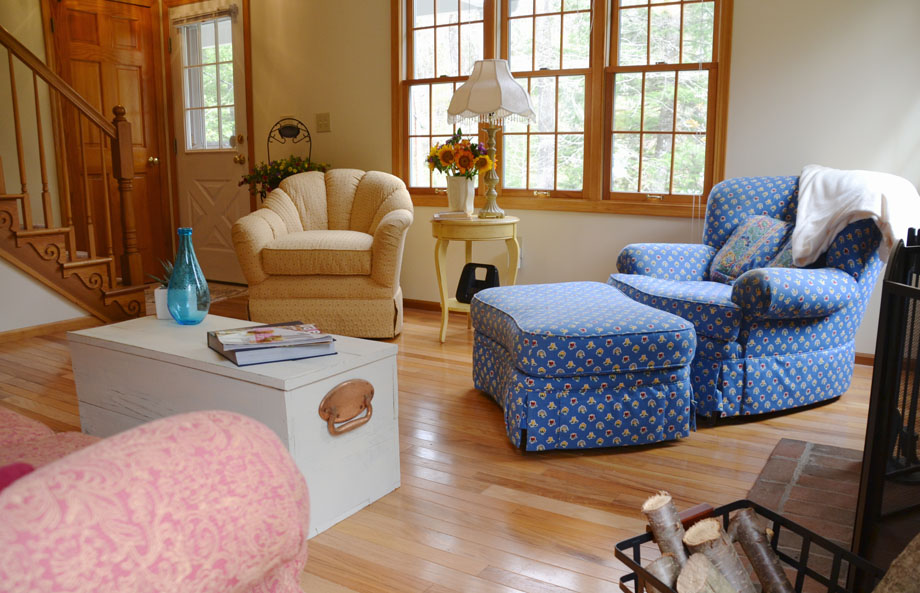 Brookside Cottage living room