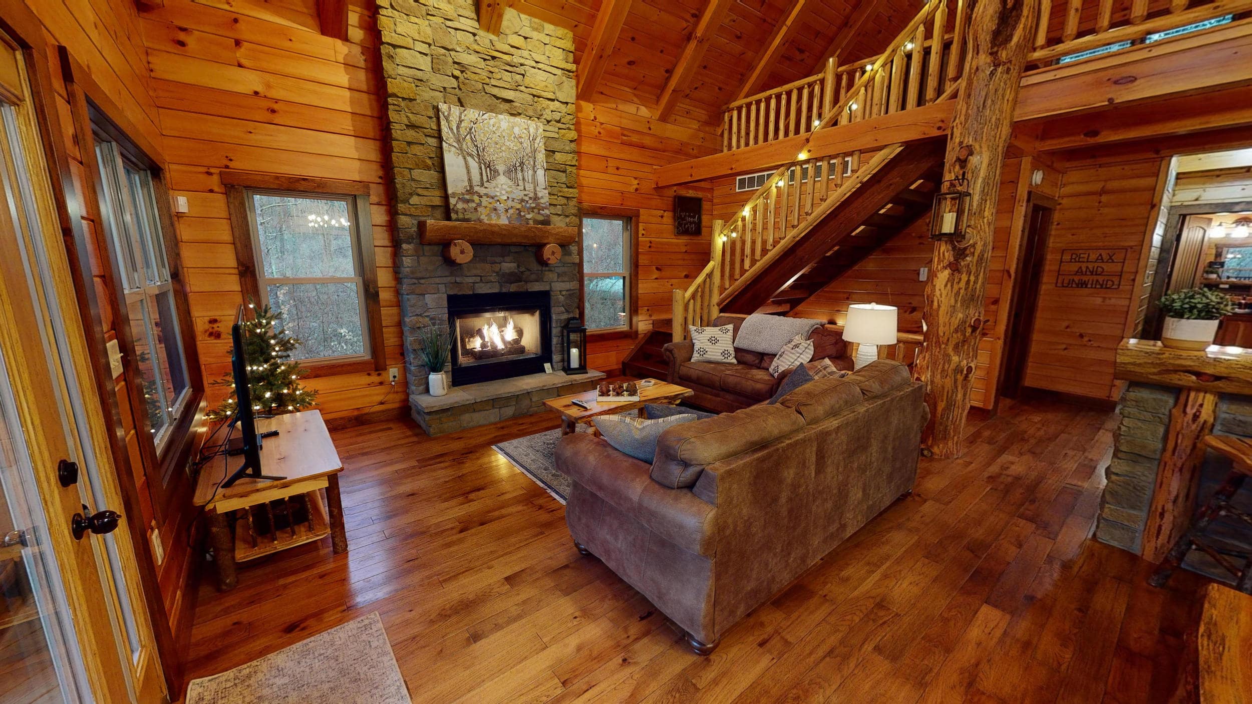 Featured image of post Hocking Hills Luxury Cabins Pet Friendly / The cabins have a 2 night minimum on weekdays and weekends and a 3 night minimum on holiday.