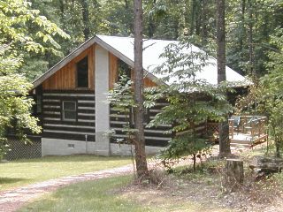 Cabins in the Pines, Cherokee Log Cabin